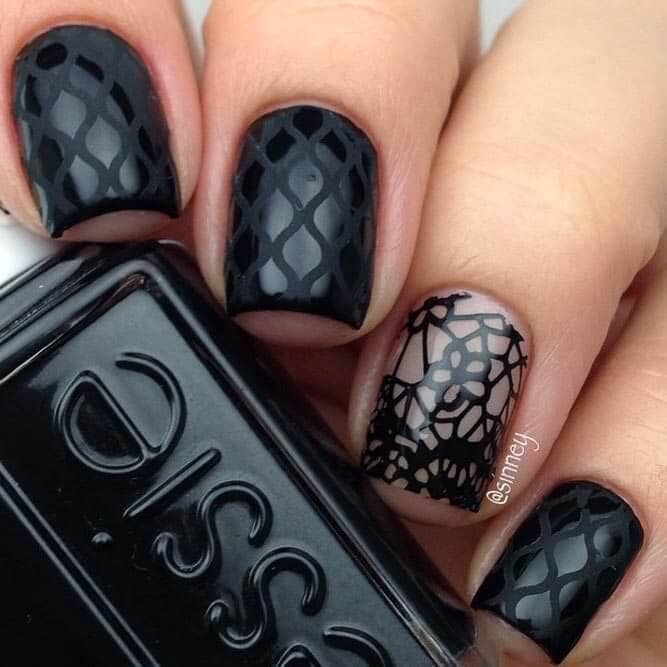 Stained glass inspired monochromatic nails
